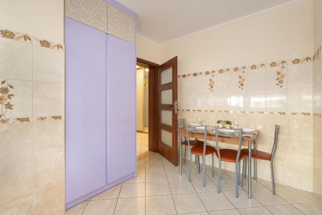 Comfortable Wojskowa Apartment By Noclegi Renters Poznań Kültér fotó