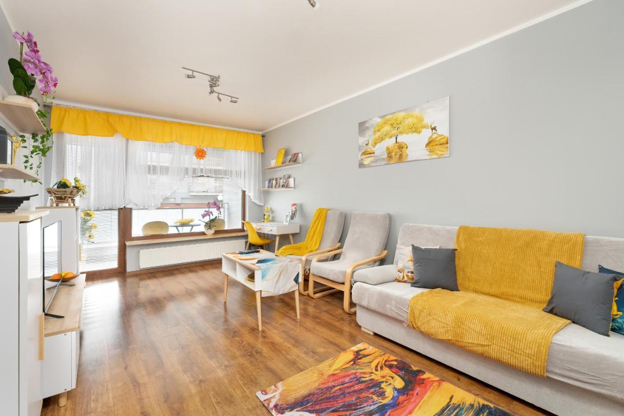 Comfortable Wojskowa Apartment By Noclegi Renters Poznań Kültér fotó